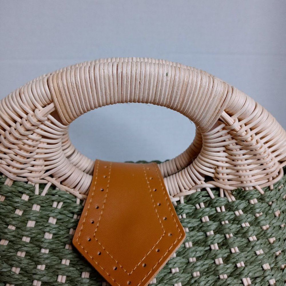 Rattan Shell Handbag - Green - Picture 4 of 5